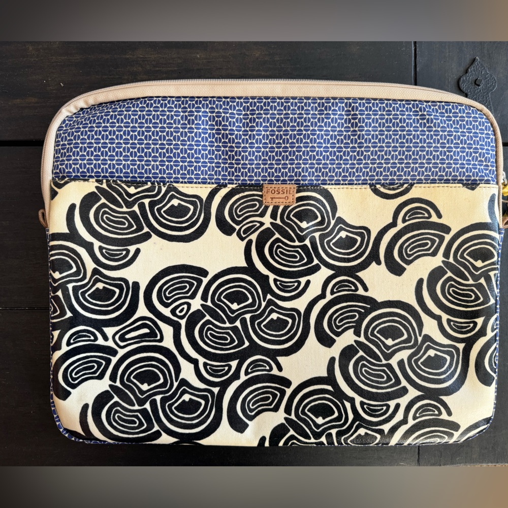 Fossil Key Per Coated Canvas Laptop Case